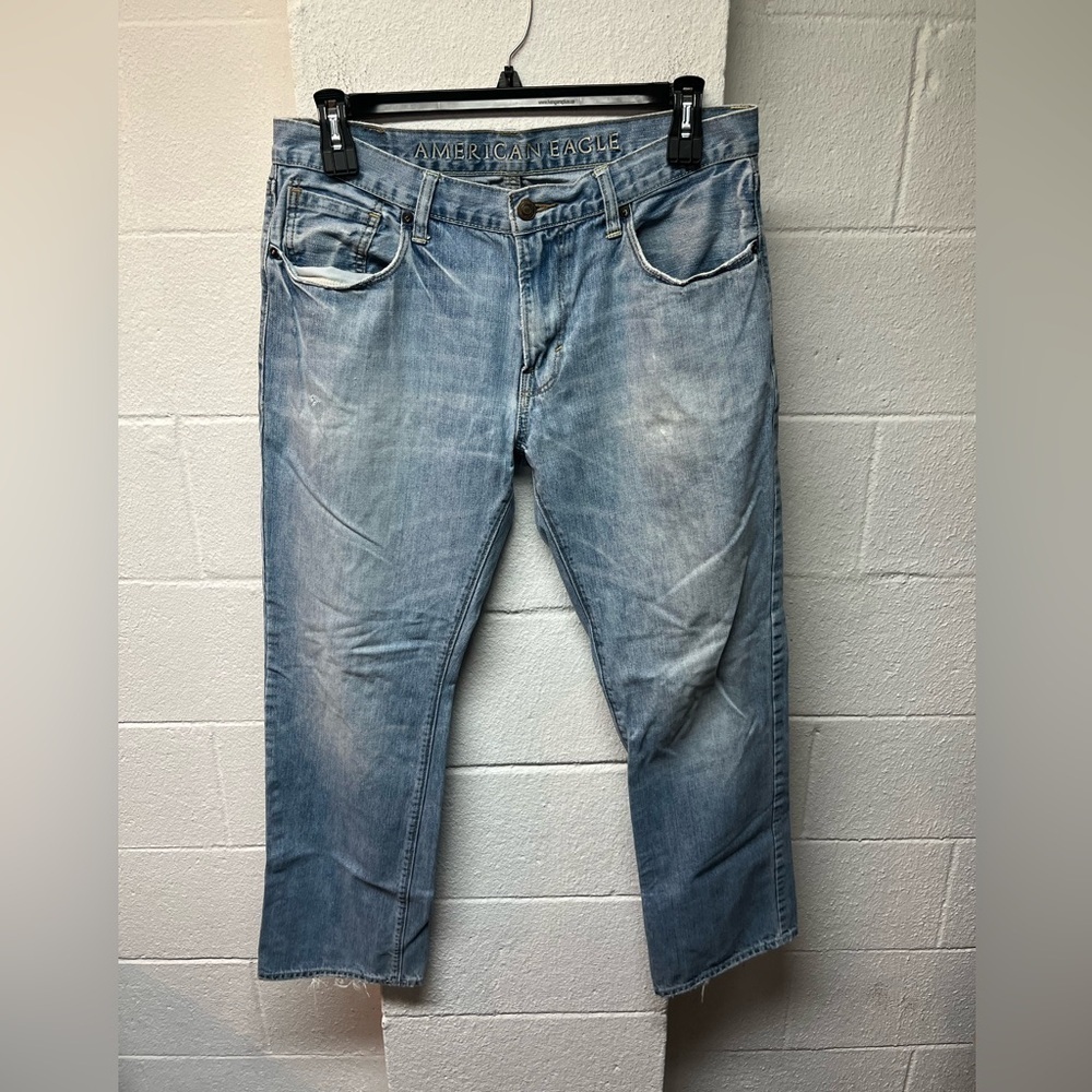 American Eagle Outfitters Men's Faded Blue Straight Jeans